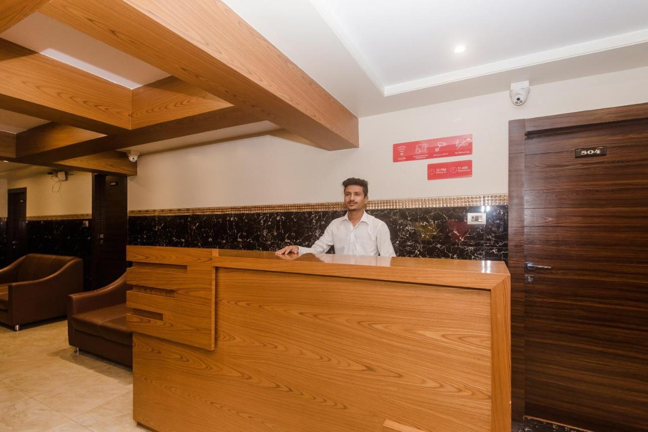Hotel Vaccinated Staff - Oyo 22055 Dadar Residency Mumbai Exterior foto