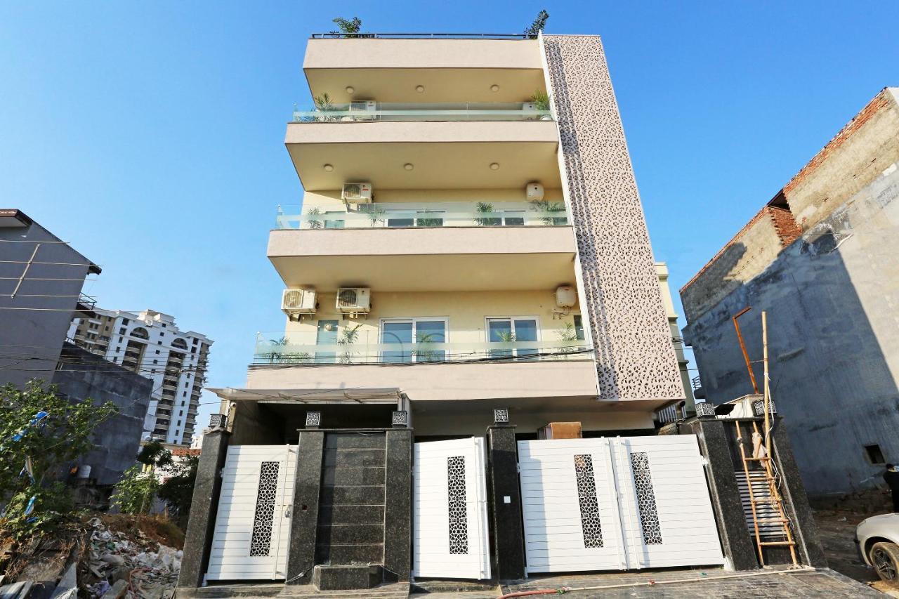 Hotel Vaccinated Staff - Oyo 22055 Dadar Residency Mumbai Exterior foto